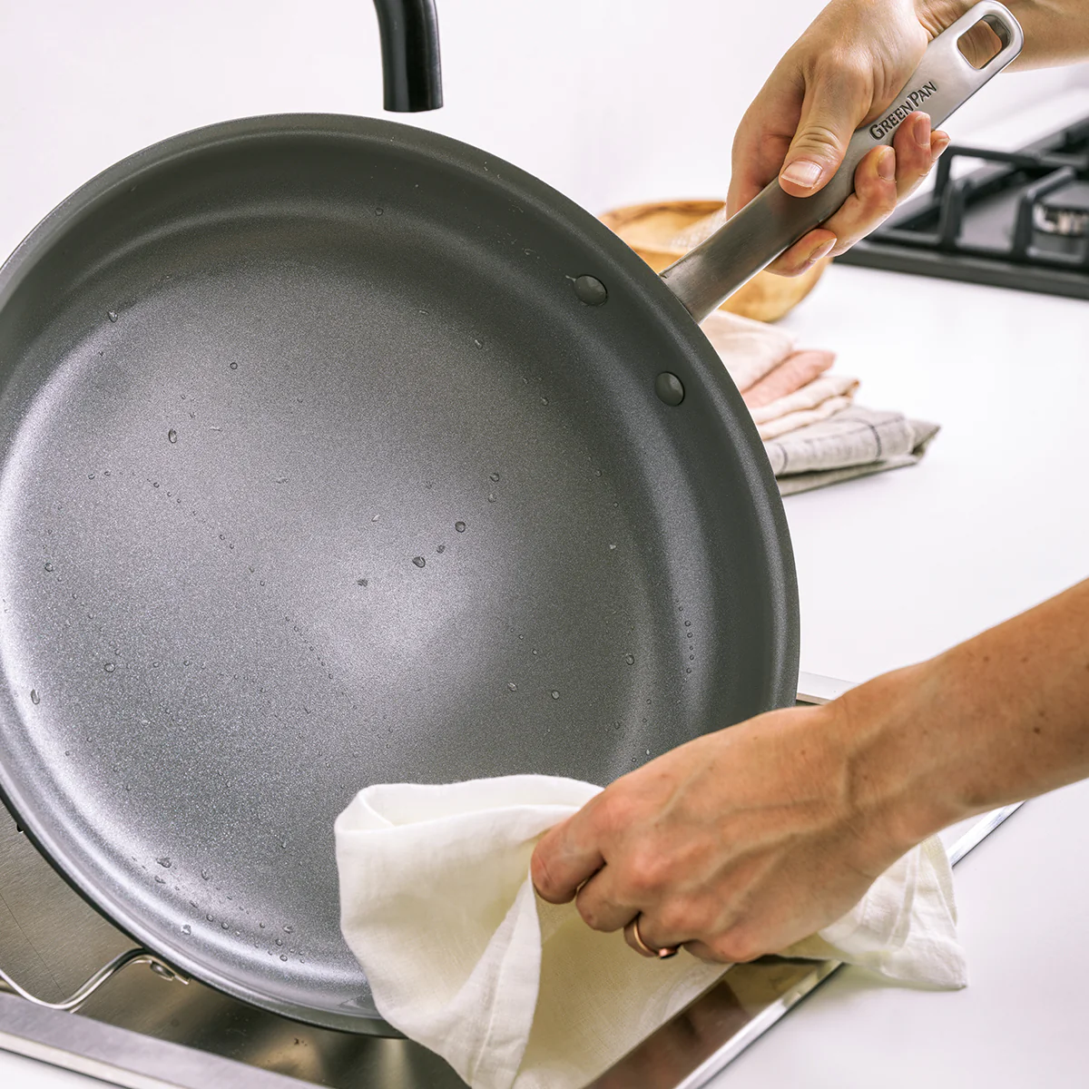 Chatham Ceramic Nonstick 8" Frypan - Image 8