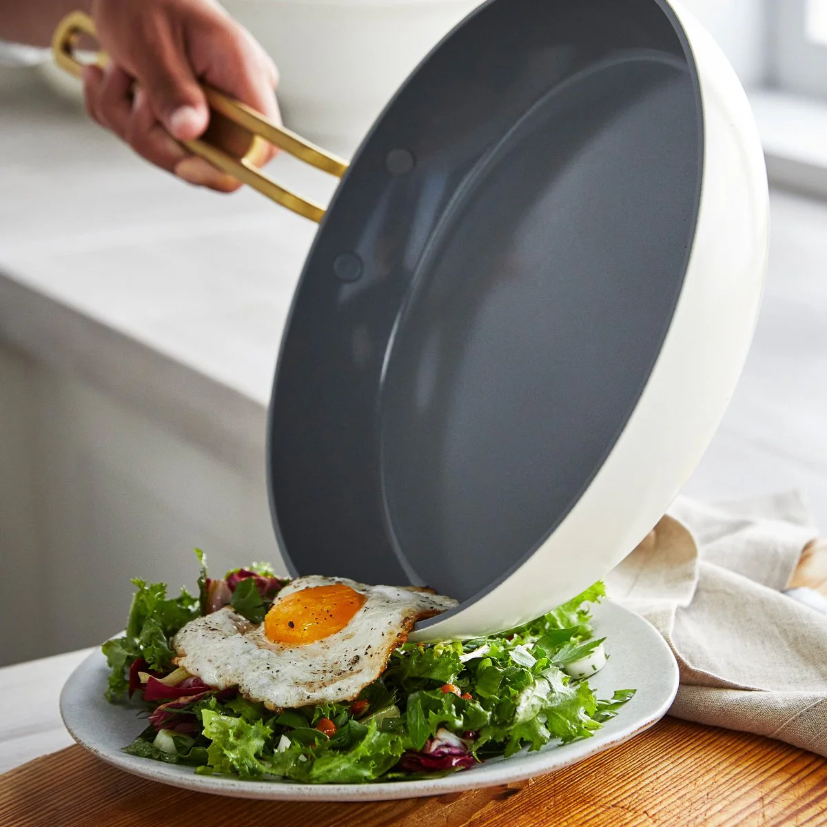 Stanley Tucci™ Ceramic Nonstick 11-Piece Cookware Set | Carrara White - Image 8