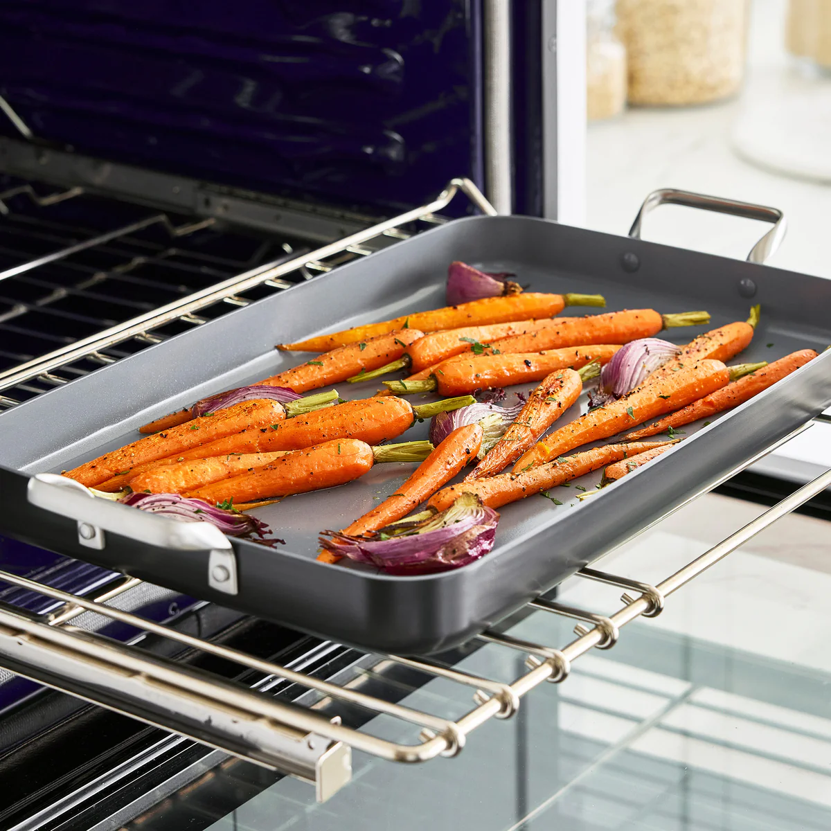 Valencia Pro Ceramic Nonstick 18" x 11" Double Burner Griddle - Image 5
