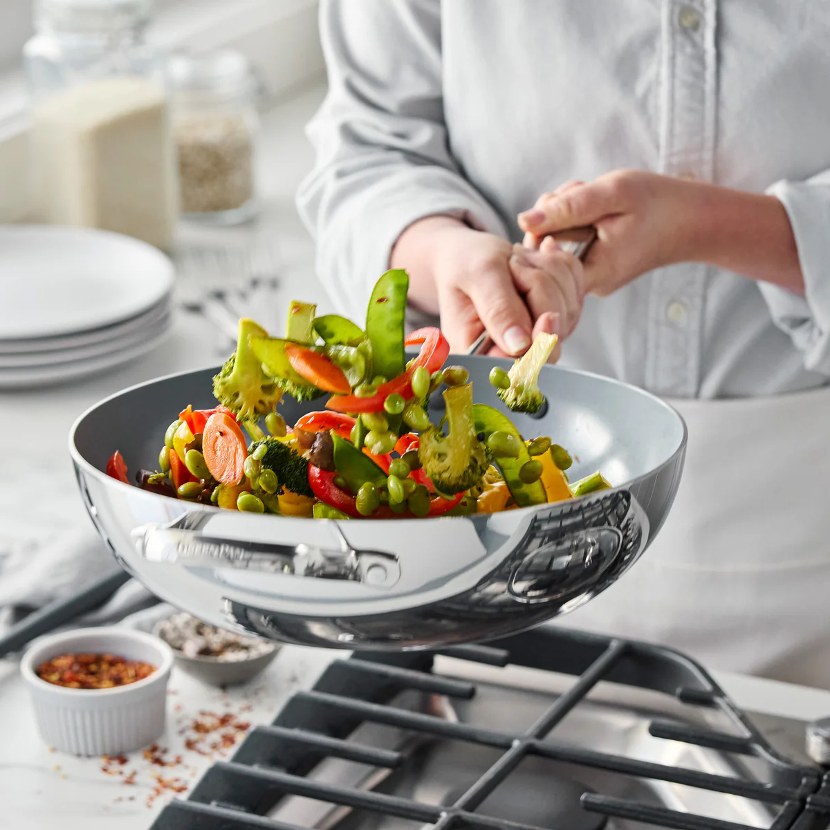Valencia Pro Stainless Steel 12" Wok with Lid - Image 5