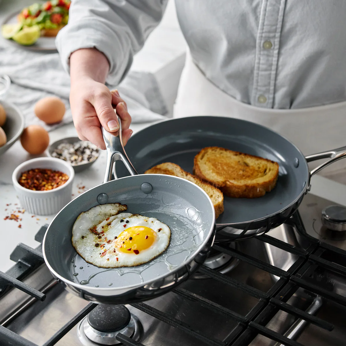 Valencia Pro Stainless Steel 8" and 10" Frypan Set - Image 3